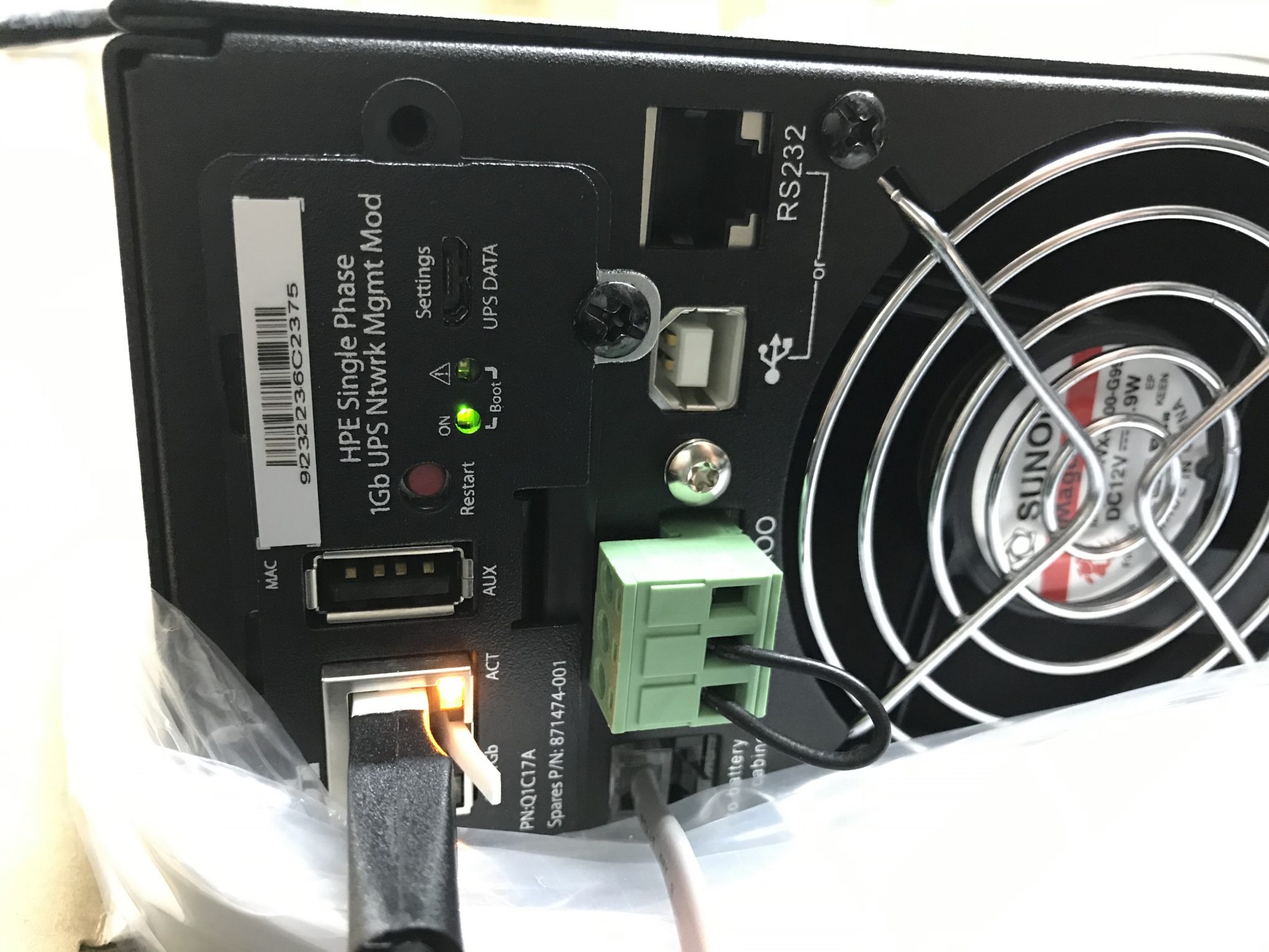 UPS Network Mngmt Moduleに割り振られたDHCPアドレスを調べる方法 やまひで製作所